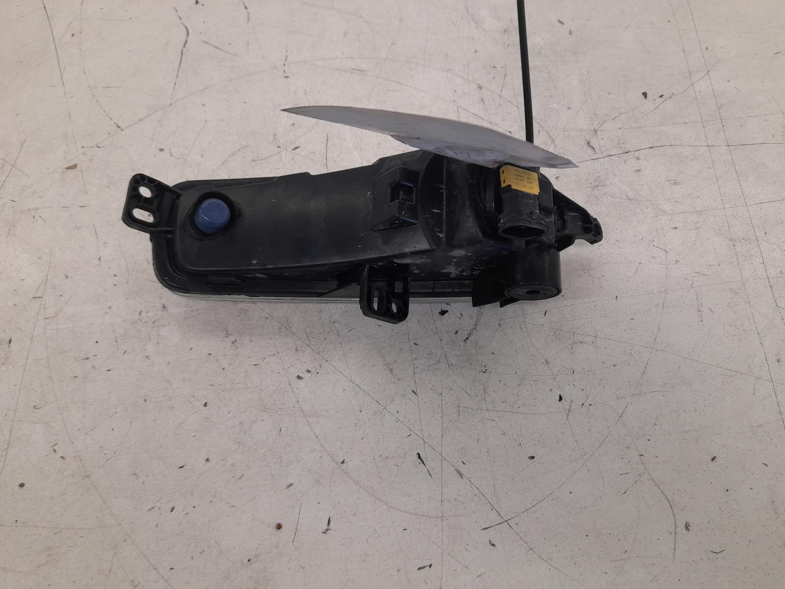 View Auto part Right Indicator/Fog/Side Ford Transit Custom 2022