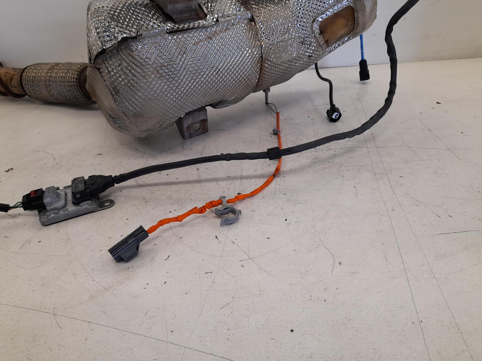 2022 Ford Transit Custom Particulate Filter/Dpf View Auto part Particulate Filter/Dpf Ford Transit Custom 2022