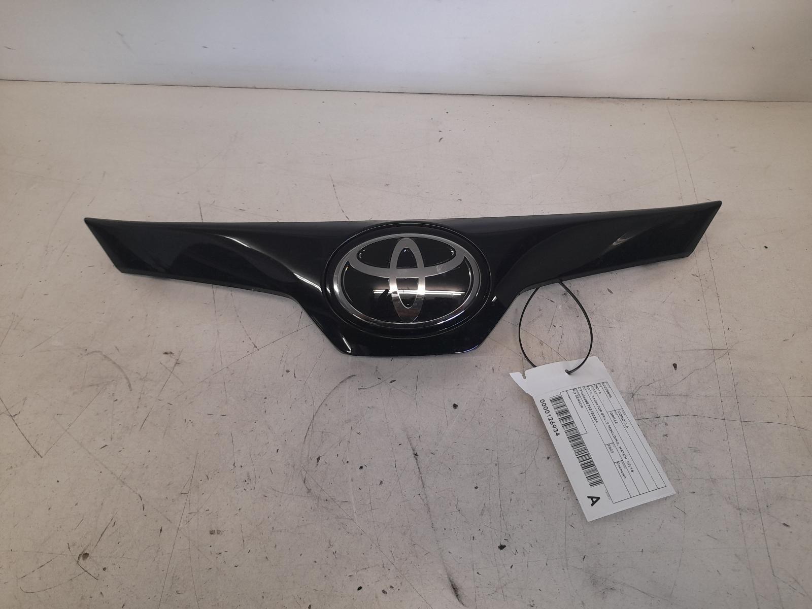 View Auto part Grille Toyota Corolla 2022