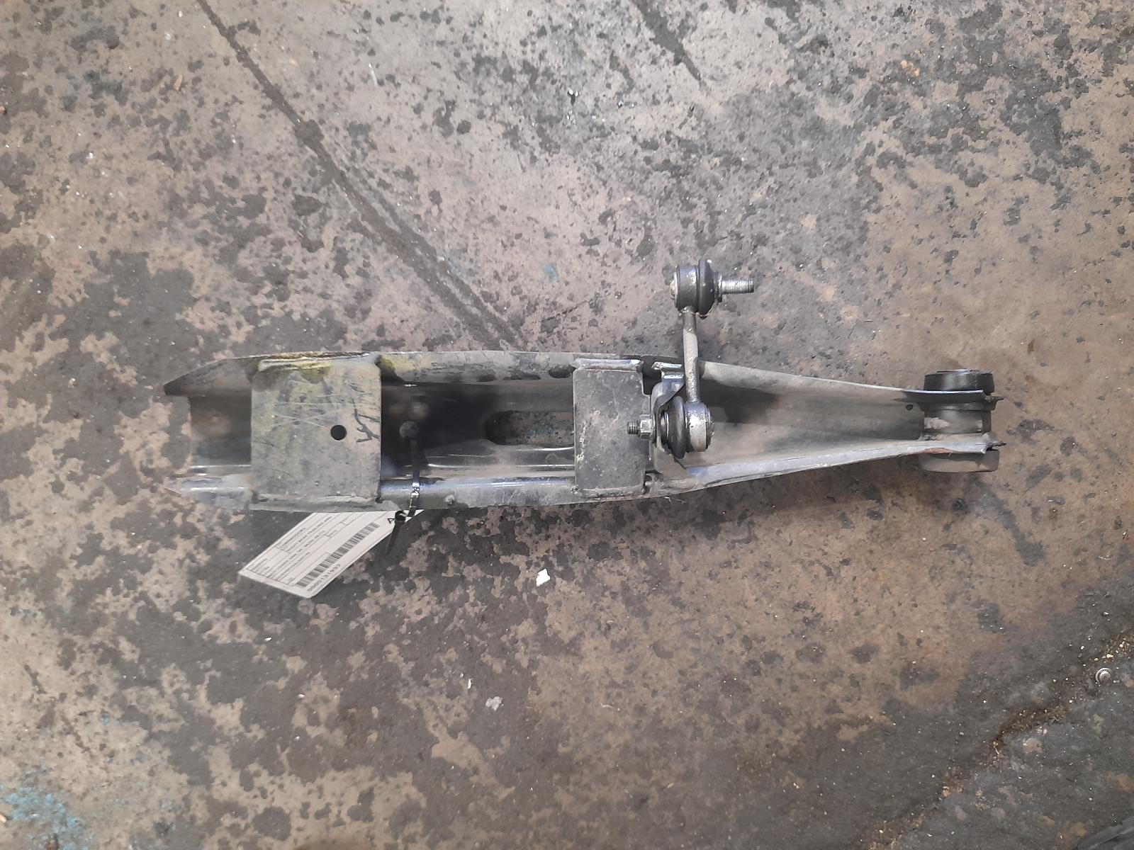 View Auto part Right Rear Trailing Arm Holden Commodore 2010