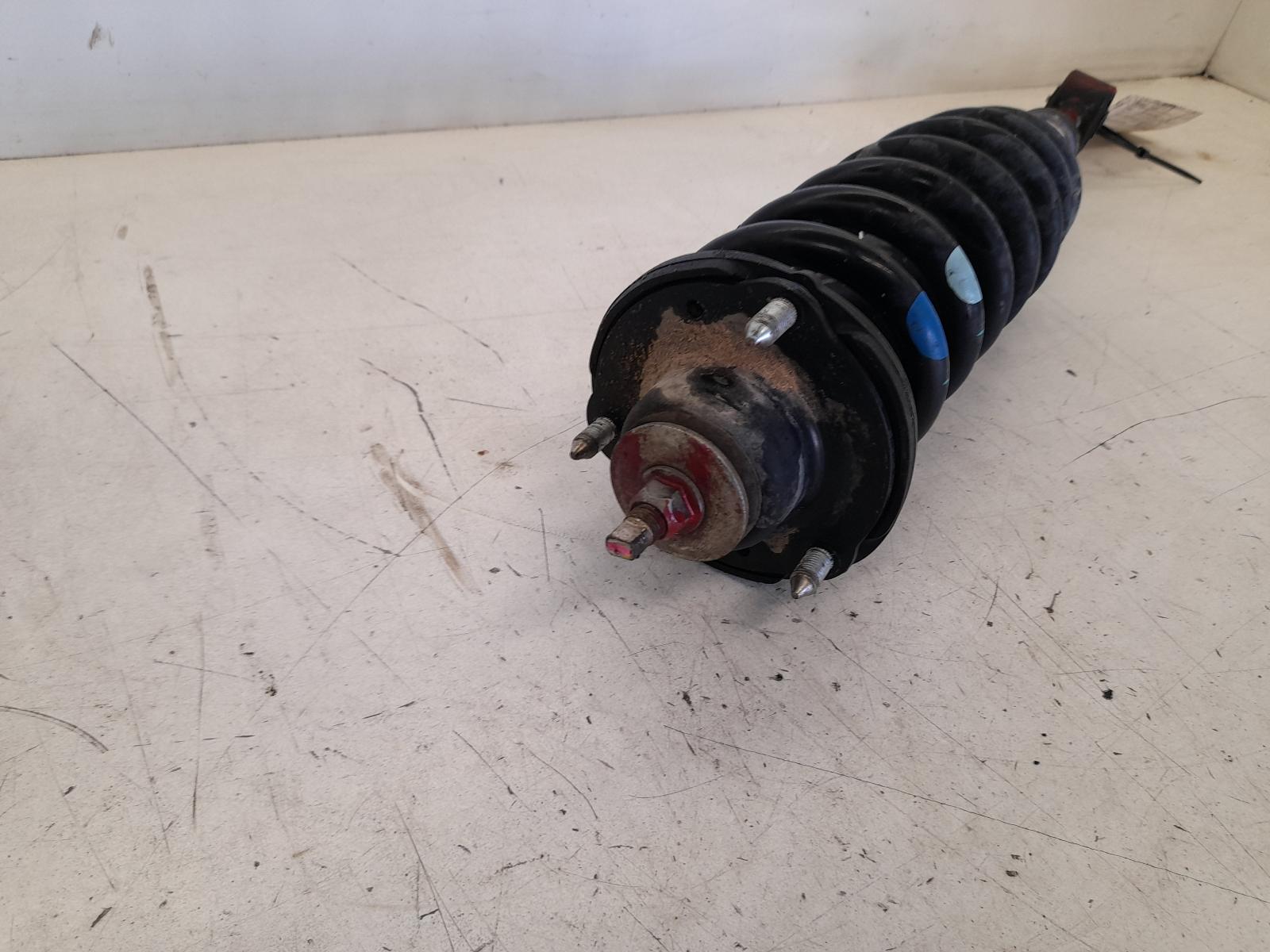 2022 Toyota Hilux Left Front Strut View Auto part Left Front Strut Toyota Hilux 2022