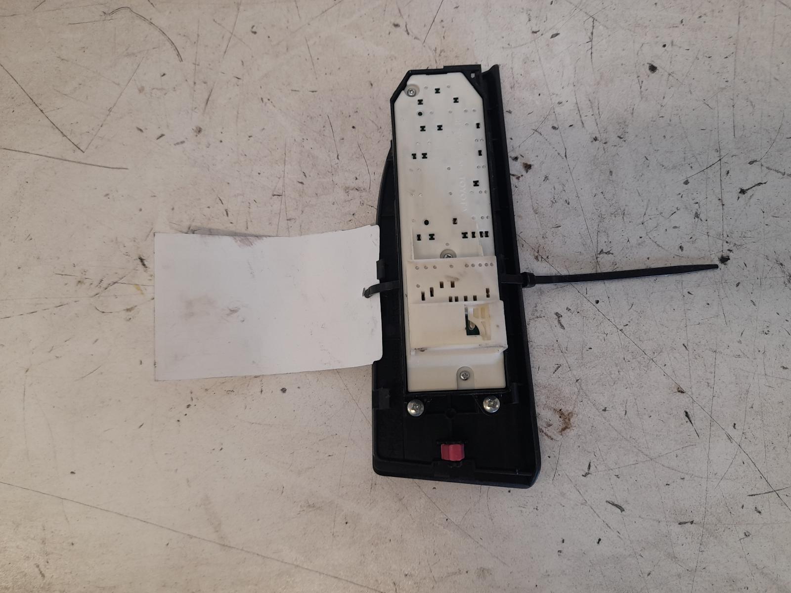 View Auto part Pwr Dr Wind Switch Toyota Kluger 2013