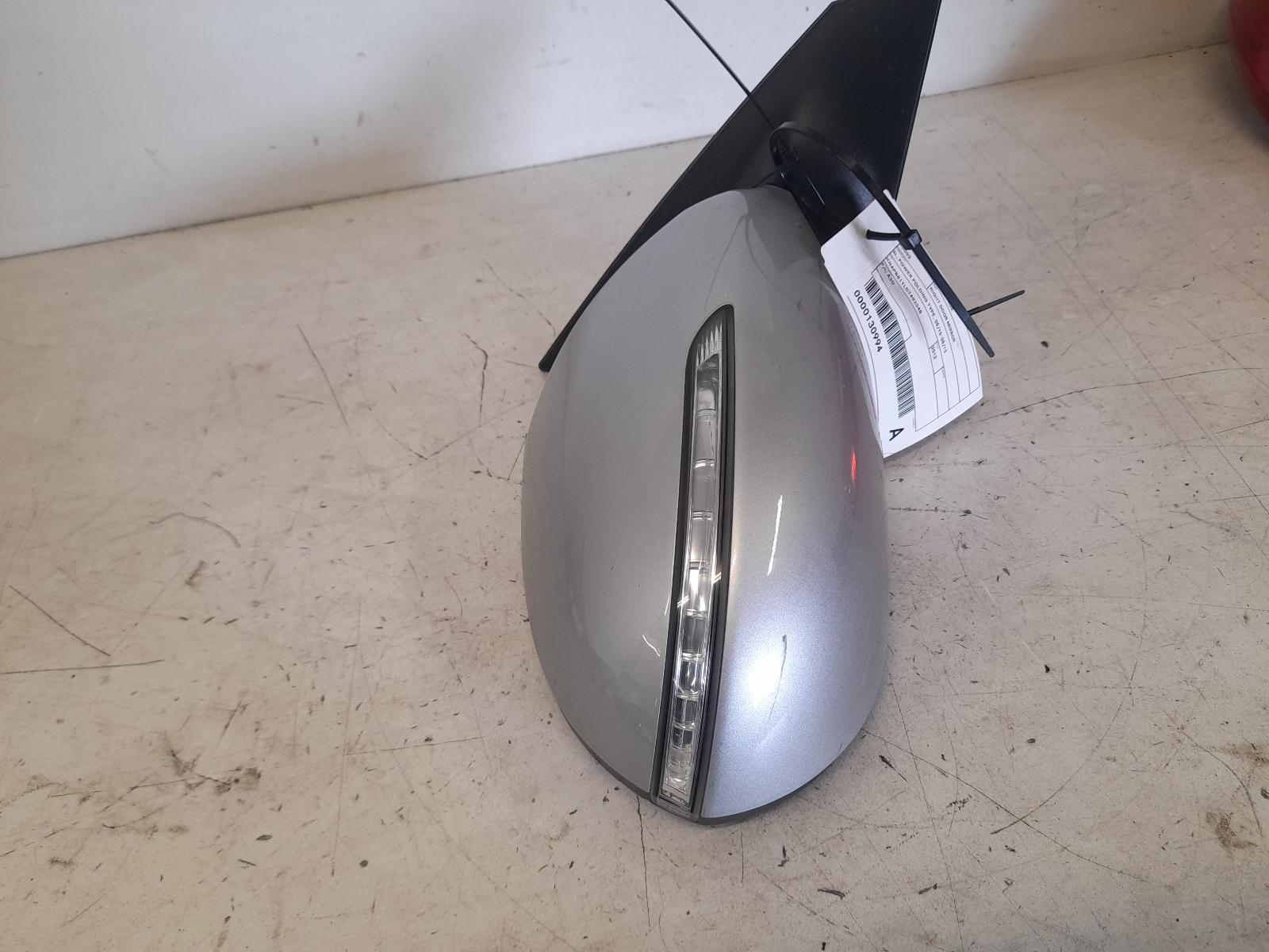 View Auto part Right Door Mirror Kia Sportage 2013