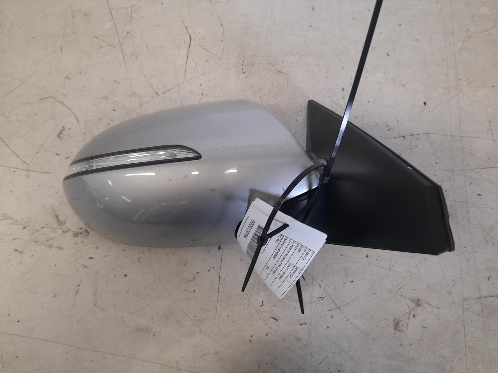 View Auto part Right Door Mirror Kia Sportage 2013