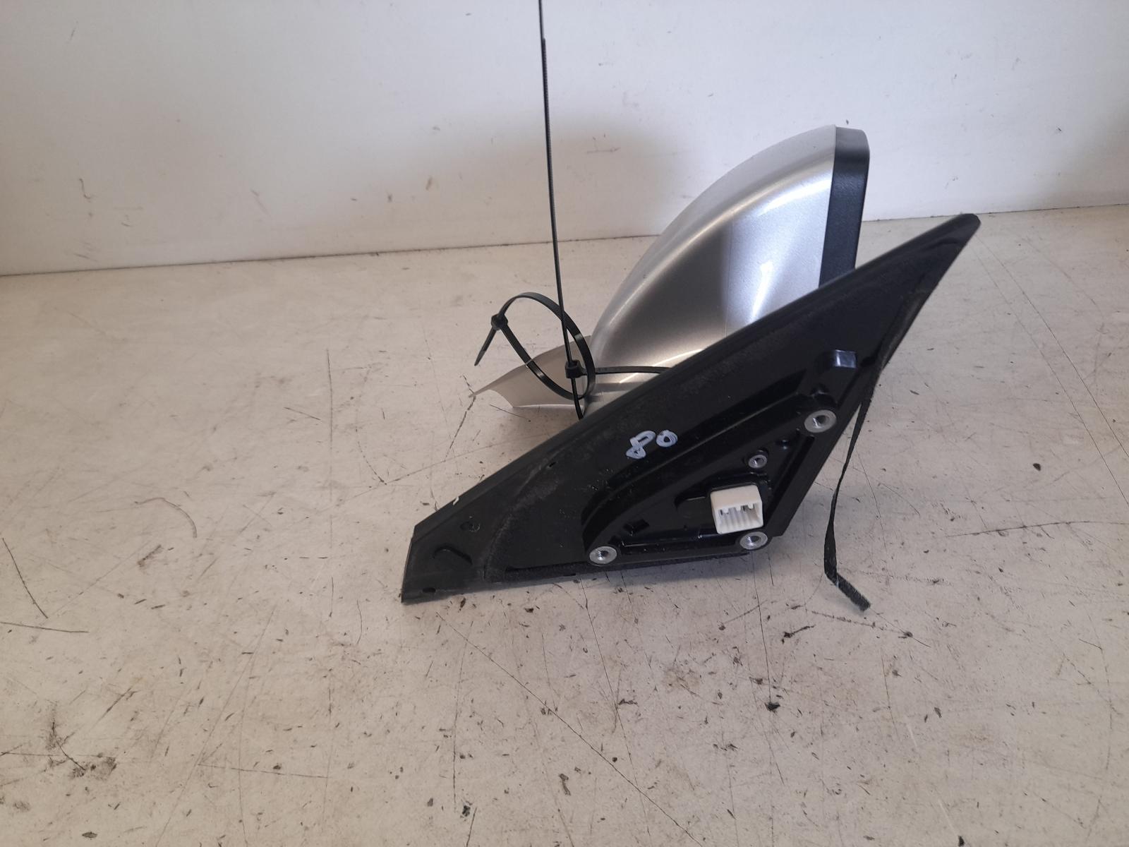View Auto part Right Door Mirror Kia Sportage 2013