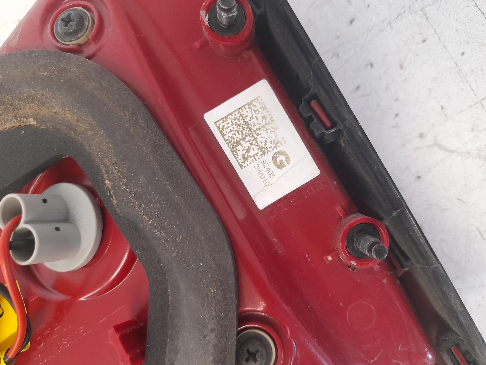 View Auto part Rear Garnish Kia Sportage 2013