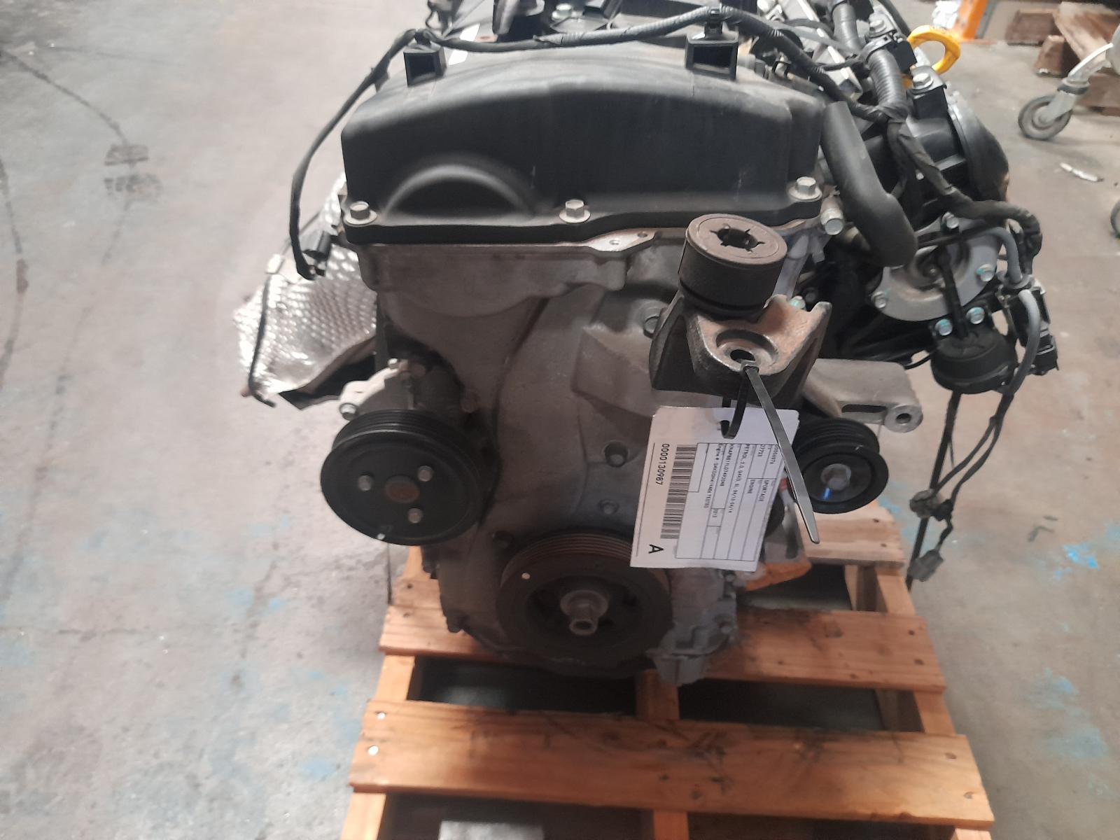View Auto part Engine Kia Sportage 2013
