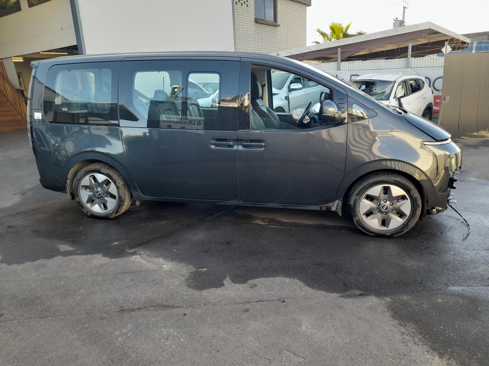 View Auto part Left Rear Door/Sliding Hyundai Staria 2022