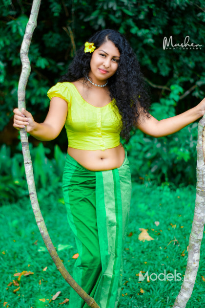 Mashen Photography with Dewmini by Mashen De Silva - ModelsLK