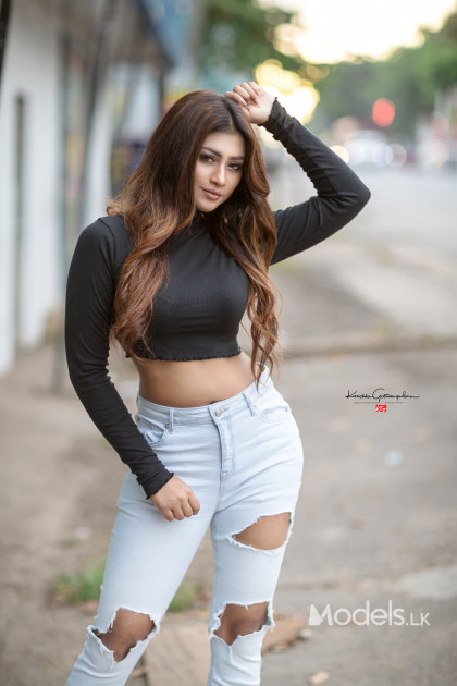 P O O J A ❤️ by Kanishka Gettuwangedara Photography - ModelsLK