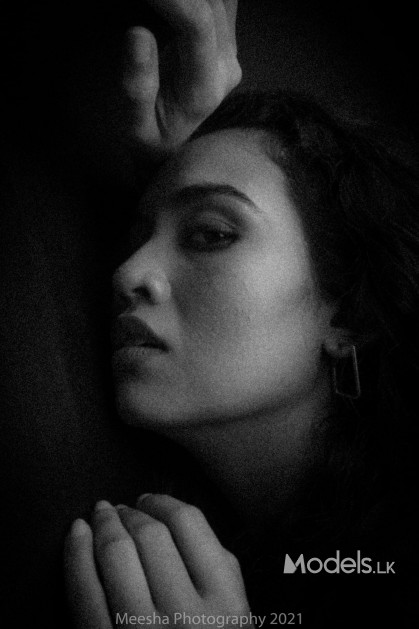 K A S U N I by Meesha Photography - ModelsLK
