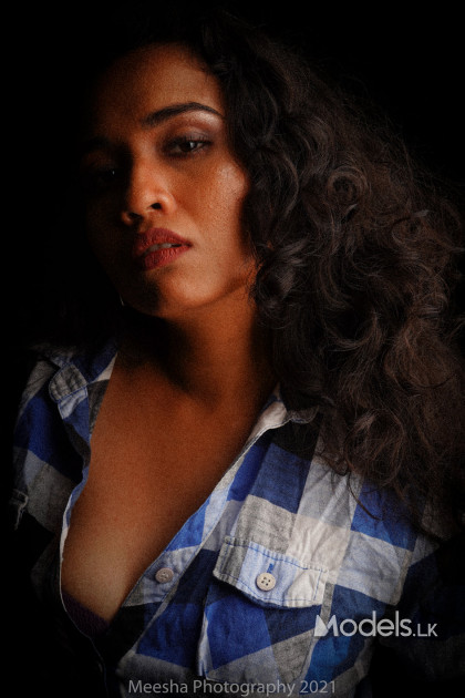 K A S U N I by Meesha Photography - ModelsLK