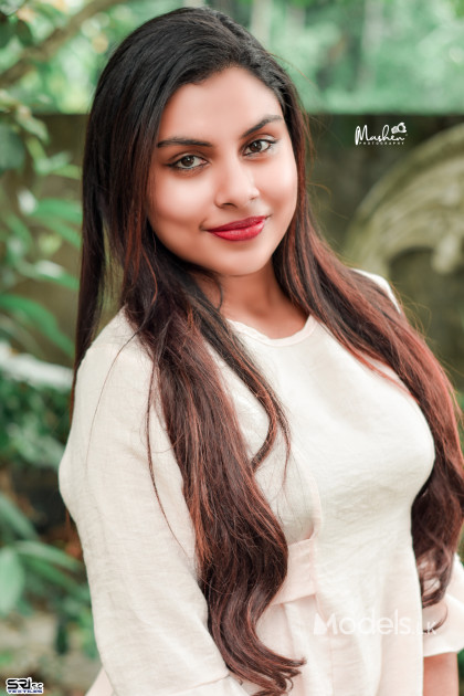Wayomi model shoot by mashenphotography by Mashen De Silva - ModelsLK