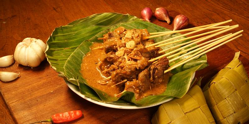9 Makanan Khas Indonesia Populer Yang Mendunia