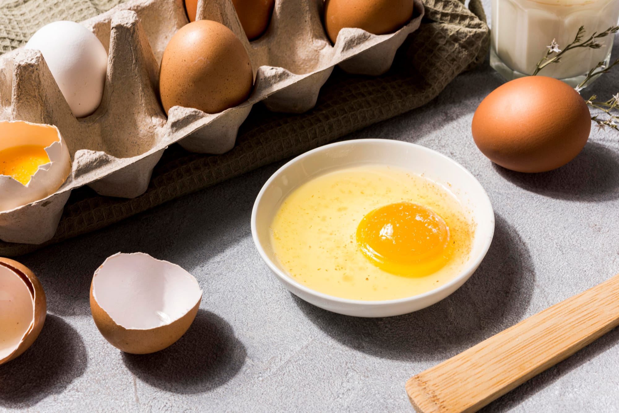 Kenapa Putih Telur Cair? Fakta Ilmiah dan Tips Menyiasatinya