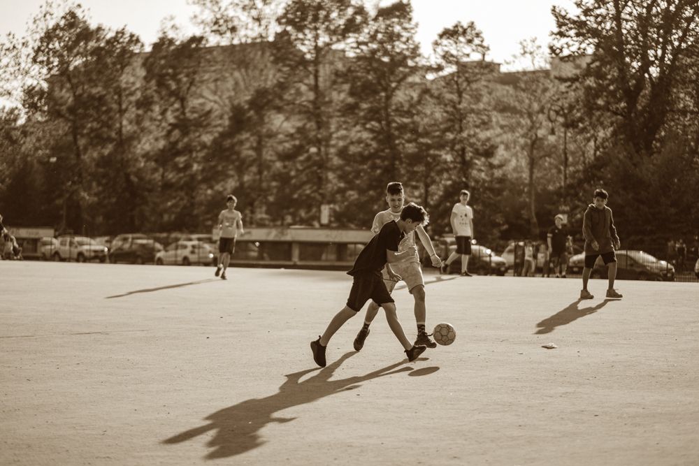 How do you as a parent raise a successful student athlete? Here are some tips.