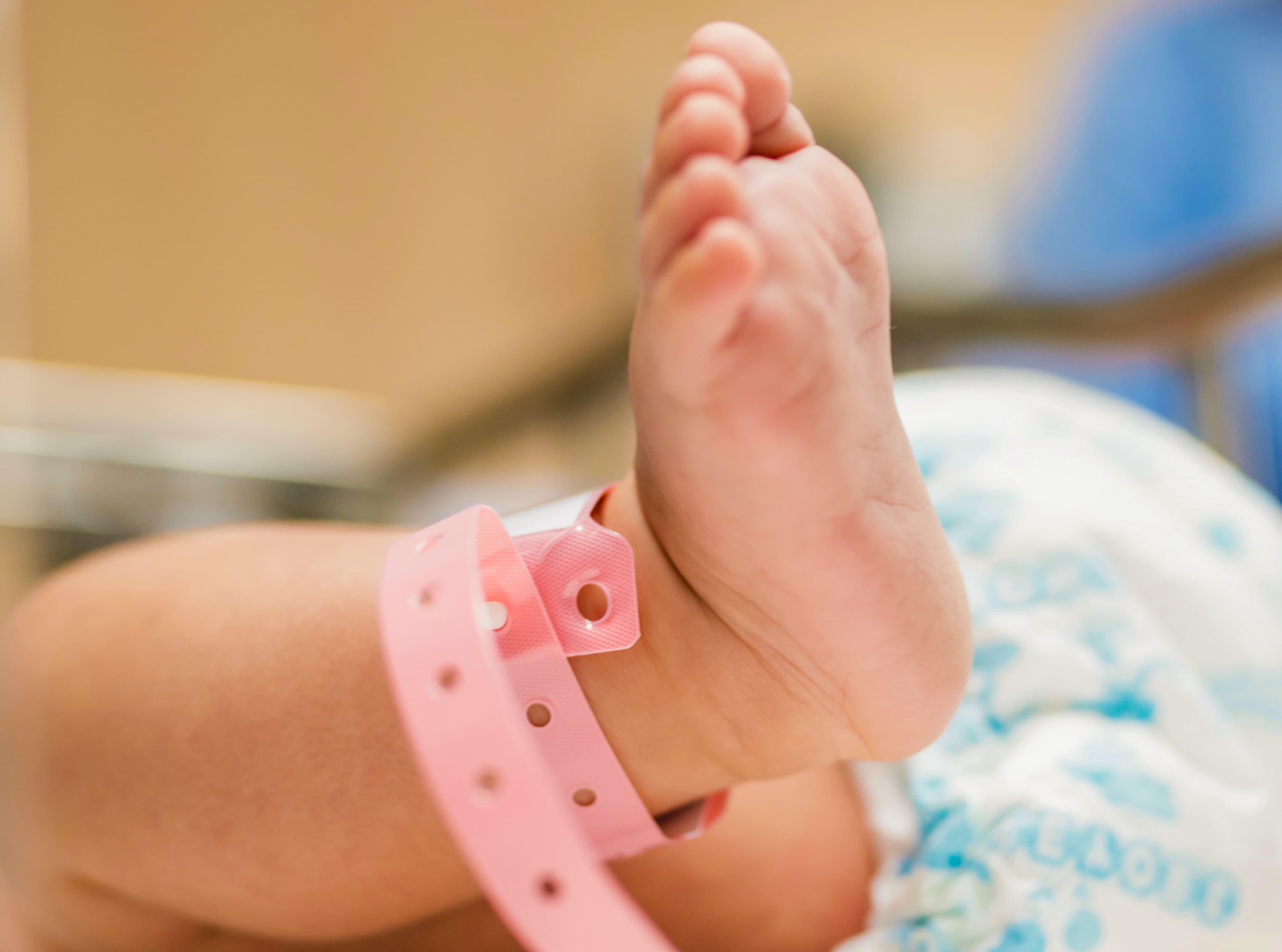 babies-after-being-delivered-by-midwives
