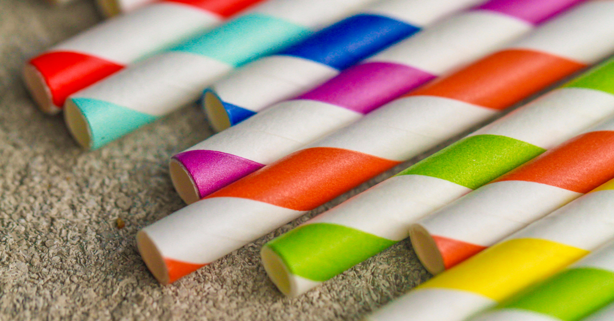 Use reusable straws or look for paper straws instead of single-use plastic ones!