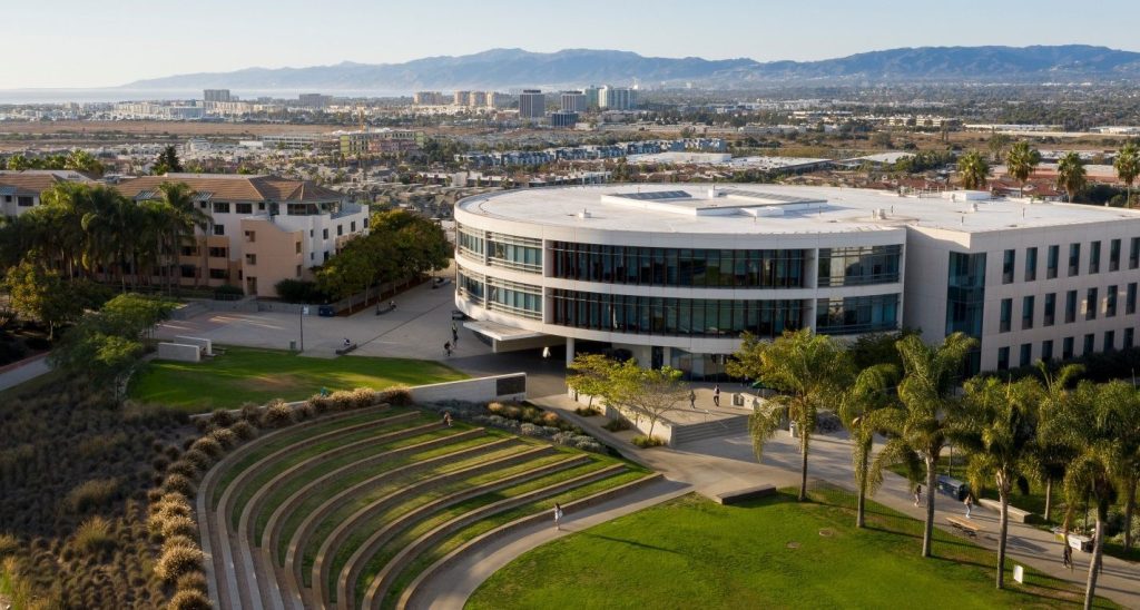 advantages of an education from the loyola marymount university campus
