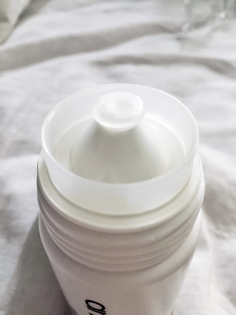 Original look of inner cap before product use.