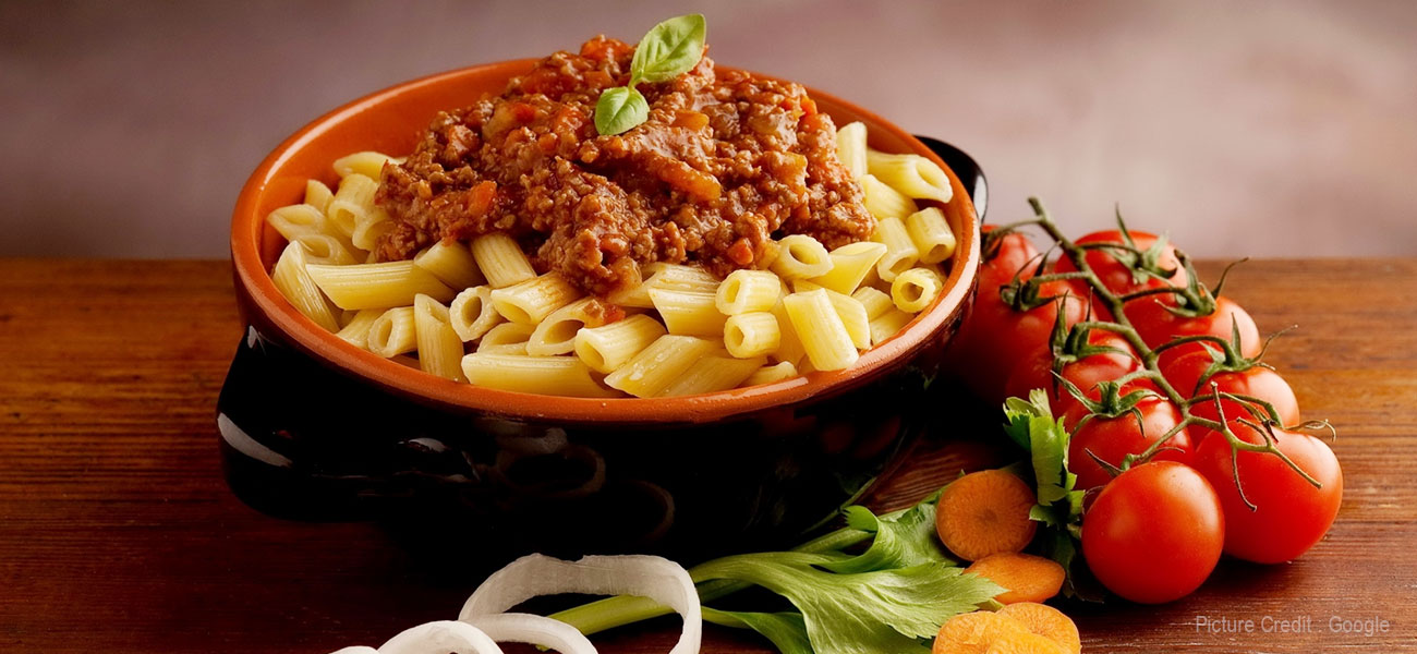 Best Pasta Joint Turns One Aakhari Pasta Crownit