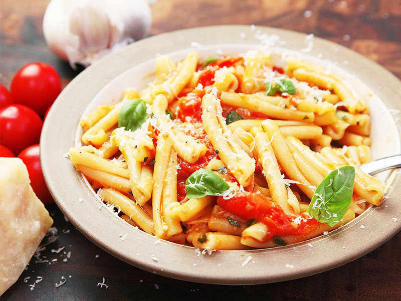 Best Pasta Joint Turns One Aakhari Pasta Crownit