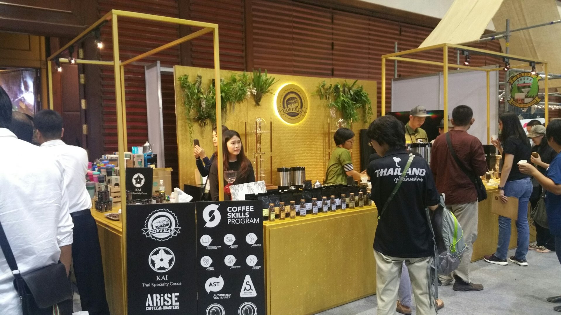 Build Coffeas Booth // Thailand Coffee Fest 2018 โดย รับทำบูธ ออกแบบ