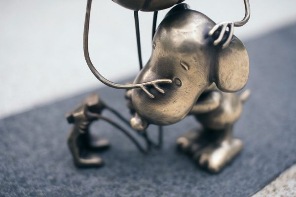 André Saraiva x Mr. A 銅製 Figurine