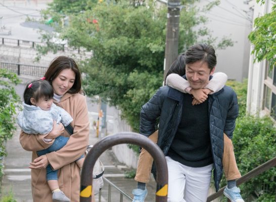 《親愛的外人》