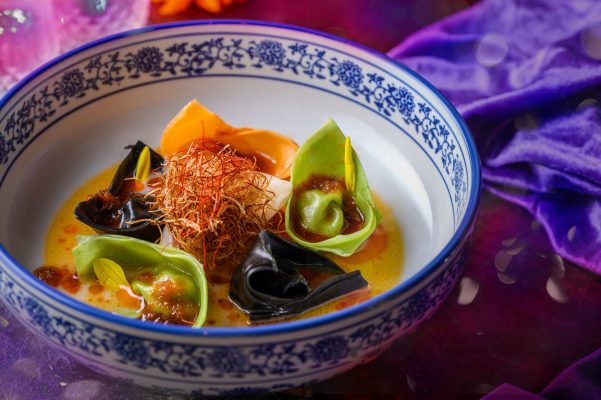 「蟹粉黃魚餛飩」