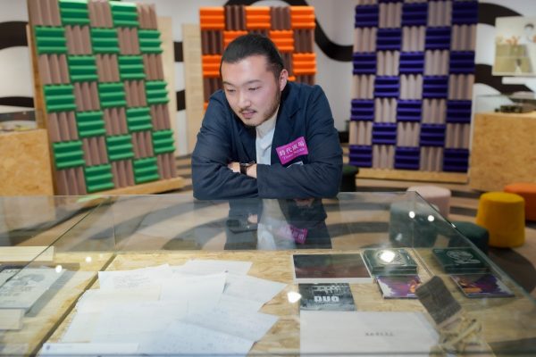 著名音樂人陳詠謙