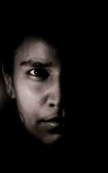 අදුරු පැතිකඩ - Dark profile