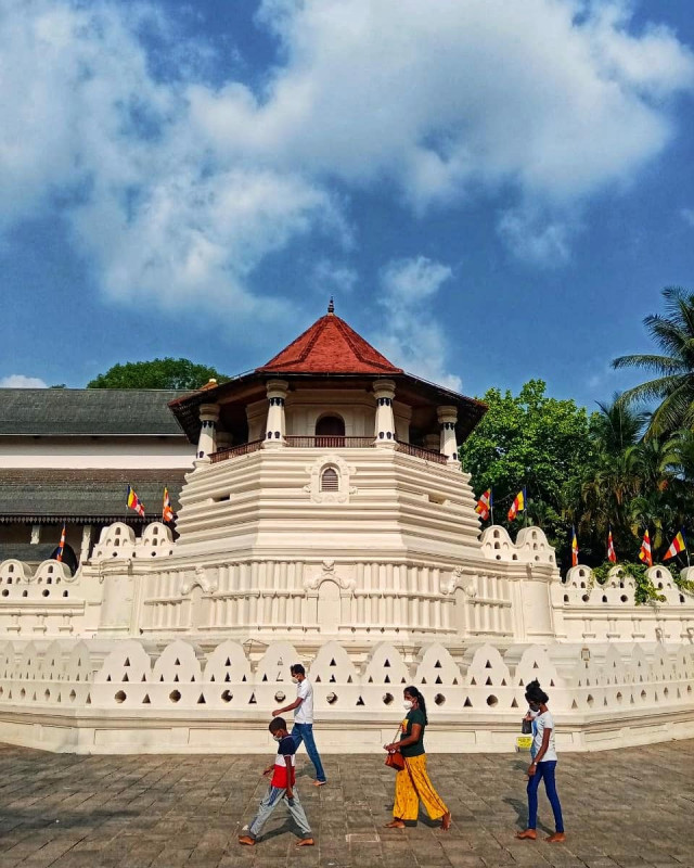Temple of the tooth relic
