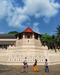Temple of the tooth relic
