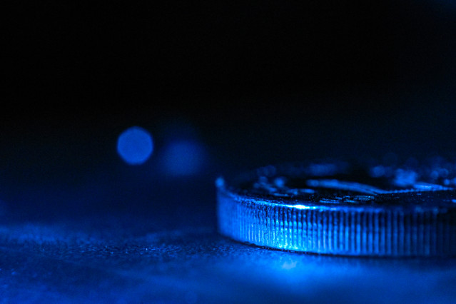 Sri Lankan 5 Rupees Coin (Macro)