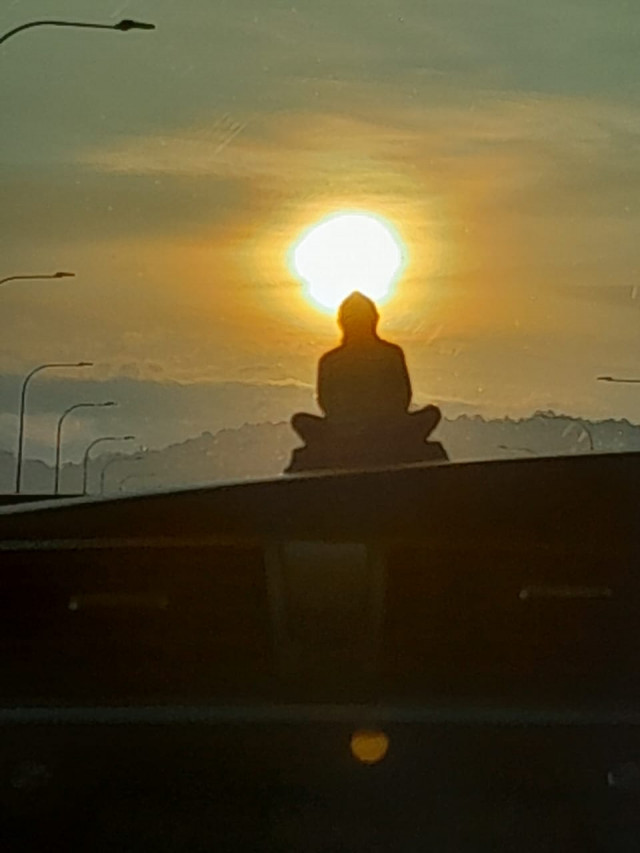 REFLECT OF LORD BUDDHA