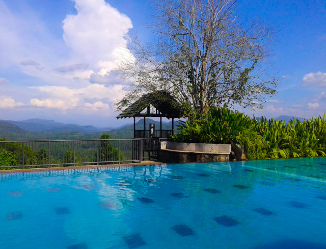 Sky And Pool