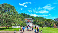 Sri Dalada Maligawa - Kandy
