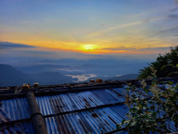 Sunrise from Adams Peak