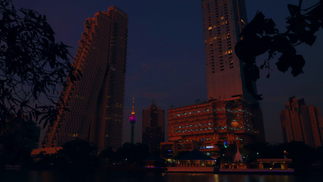 Facets of tranquility in the metropolis