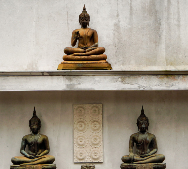 C Vishwa Mihiranga 02 gangaramaya temple2