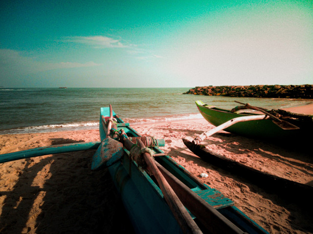 Wind and the sails