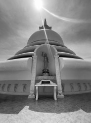 M Abinu Hansira 01 Light of Serenity
