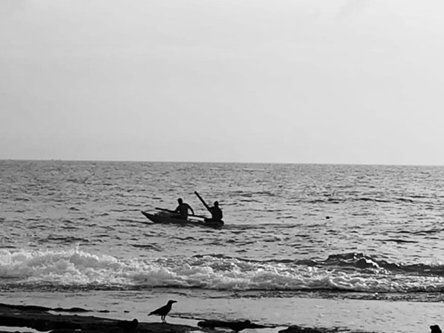 Rowing into the horizon