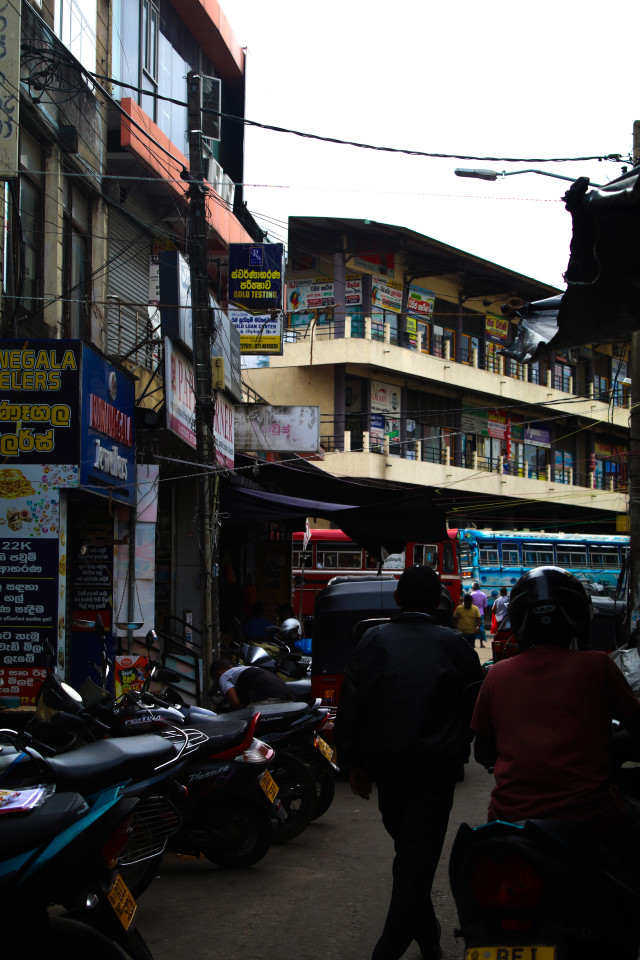 People are not cairing about the street