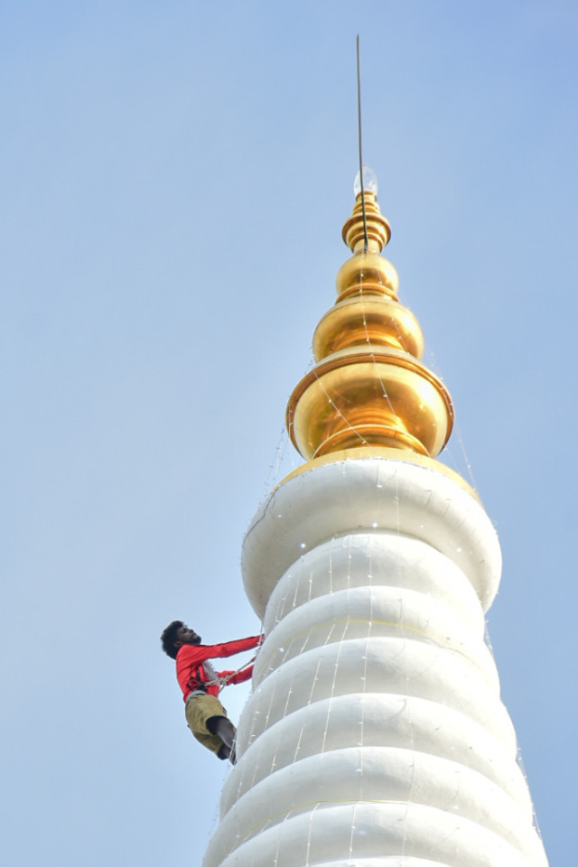 Reaching the Sacred Heights