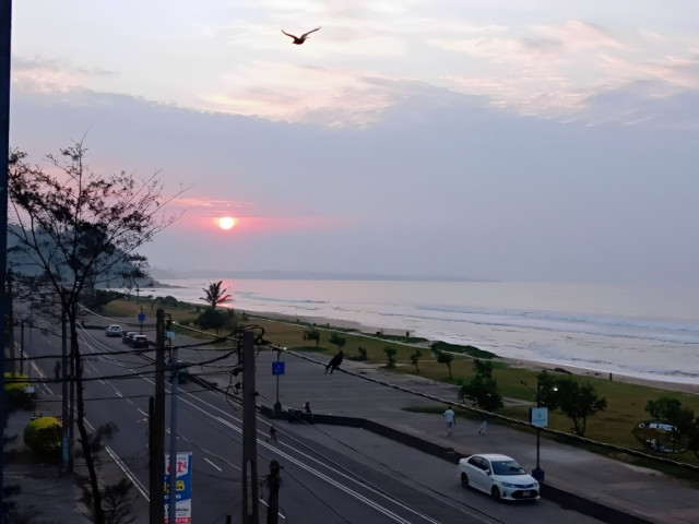 Sea Meets Roads
