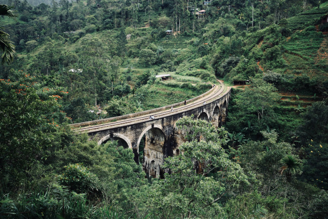 Nine Arch Surround