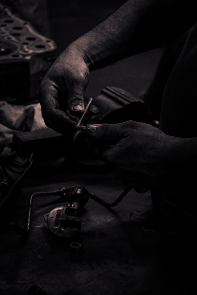 DIRTY HANDS ARE  A SIGN OF  CLEAN MONEY