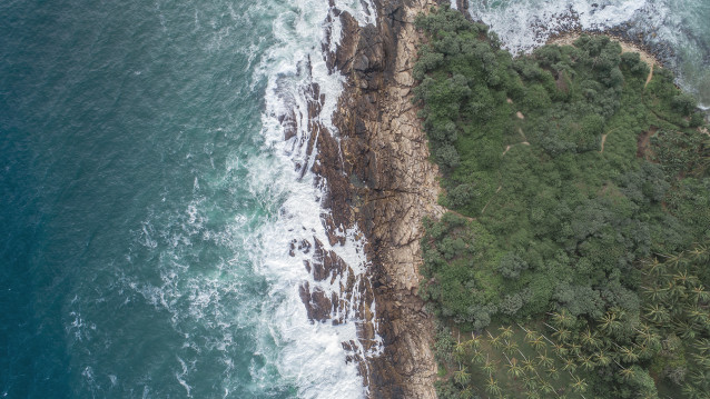 Vertical sea as see from above